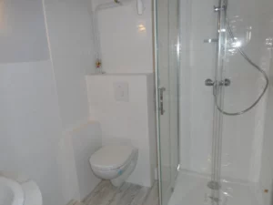Chez Moi - Bad